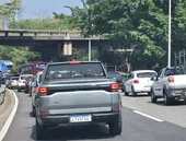 Trânsito pesado após grave acidente em Niterói