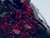 Vídeo: helicóptero lança rosas em velório de policiais do Bope