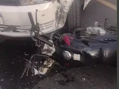 Acidente entre carro e moto deixa um ferido em São Gonçalo