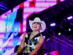 Ana Castela faz show histórico em Itaboraí; Belo fecha a festa