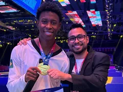 Atleta de Itaboraí é campeão mundial de Taekwondo na China