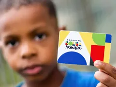 Bolsa Família paga nova rodada com extra: veja quem recebe