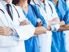 Botão do pânico é aprovado para proteger profissionais de saúde no RJ