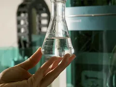 Casos de intoxicação por metanol chegam a 59 no país