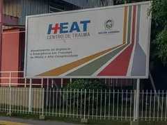 Cliente é baleado dentro de padaria ao lado da mulher grávida em SG