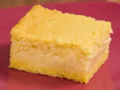 Clima julino 'pede' um bolo de milho cremoso