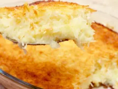 Cocada cremosa de forno para celebrar Cosme e Damião