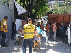 Construção irregular é demolida na Zona Sul de Niterói