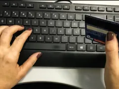 Dia Livre de Impostos: descontos chegam a 70% em 100 mil lojas