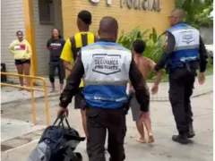 Dupla tenta fugir, mas acaba presa por tráfico na Região Oceânica