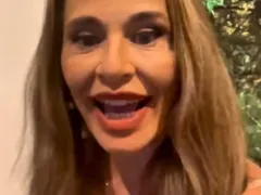 Ex-jornalista da Globo conhece o MAC e se encanta; vídeo