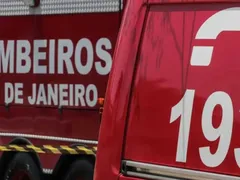 Feridos após colisão entre moto e kombi em São Gonçalo