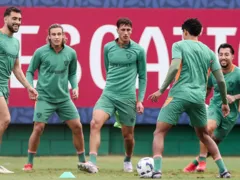 Fluminense tenta colar no G6 diante do Fortaleza no Maracanã