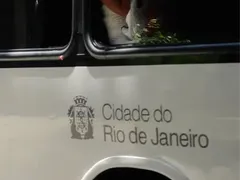 Greve paralisa ônibus e atinge milhares de passageiros no Rio