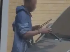 Homem é preso por furto de palhetas de para-brisas no Rio