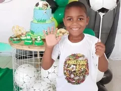 Mãe de Miguel lembra de aniversário do menino: 'Dia de luta'