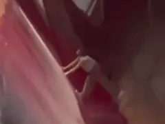 Mulher tropeça e cai em 'valão' da Alameda São Boaventura; vídeo