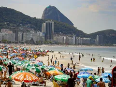 Onda de calor faz disparar buscas por atendimento médico no Rio