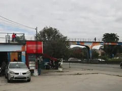 PM é atacada durante operação para retirada de barricadas em SG