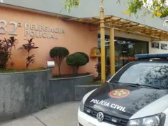 Padrasto é preso por filmar enteada de 14 anos no banho em Maricá