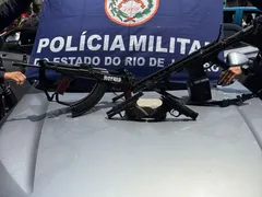 Perseguição termina com quatro mortos e um preso na Baixada