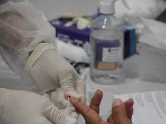 Postos de saúde abertos no sábado (18) em São Gonçalo; veja ações