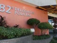 Preso no local de trabalho após agredir namorada em Maricá