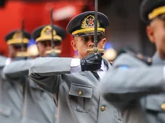 Rio autoriza concurso com 50 vagas para oficiais bombeiros