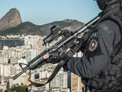 Sargento do Bope é preso apontado como informante do CV