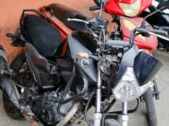 Tragédia em São Gonçalo: acidente de moto mata jovem na hora