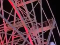 Vídeo: criança cai de roda-gigante durante festa de São João