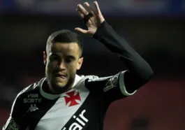 Vasco oficializa Coutinho em definitivo até 2026; veja detalhes