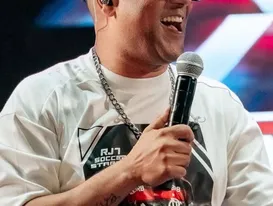 Pagode solidário reúne público em São Gonçalo neste domingo (23)