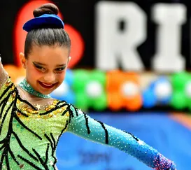 Atletas mirins de Niterói vencem torneio carioca de ginástica