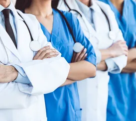 Botão do pânico é aprovado para proteger profissionais de saúde no RJ