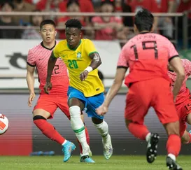 Brasil dá show e goleia a Coreia do Sul por 5 a 0