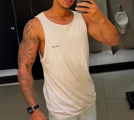 Carro usado no sequestro de jovem em Niterói é achado carbonizado