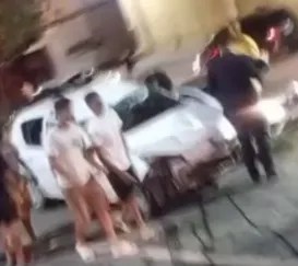 Casal, bebê e criança ficam feridos após capotamento na RJ-104, em São Gonçalo