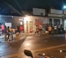 Confusão termina em atropelamento e deixa feridos na Baixada