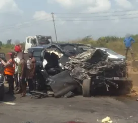 Dois mortos em acidente grave envolvendo boxeador famoso