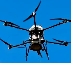 Drones vão vigiar a saída de banhistas em Copacabana