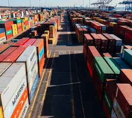 Exportações do Brasil batem recorde e superam impacto do tarifaço