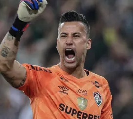 Fábio no ranking de jogadores com mais partidas pelo Flu no século