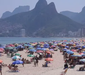 Final de semana tem baleado, confusão e caos em praias do Rio