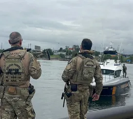 Foragido é preso em plena Baía de Guanabara ao tentar atracar em Niterói