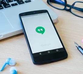 Gerente é presa por desviar mais de R$ 2 milhões de clientes