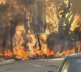 Guerra no Rio: Avenida Brasil fechada