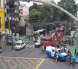 Incêndio atinge restaurante árabe na Zona Norte do Rio