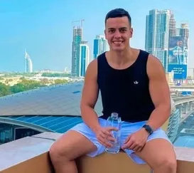 Influenciador acusado de atropelar e matar noivo no Rio se entrega