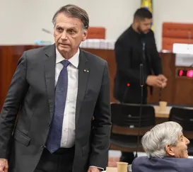 Moraes autoriza Bolsonaro a comemorar aniversário da filha